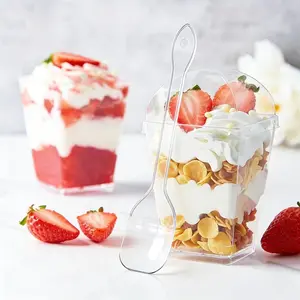 20/50 Pack 5oz Square Transparent Plastic Dessert Cups with Lids and Spoons, Disposable Parfait Cups, Mini Cake Cups for Yogurt, Jelly, Snacks, Mousse Cakes, Plastic Pudding Cups