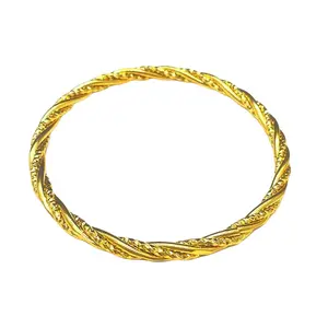 Women's 2-Piece Elegant Jewelry Bracelet Set - Middle Eastern Style Geometric Gold-Plated Copper Bangles, Golden Tone Bracelet for Weddings and Gifting, Fashion Costume Jewelry Accessory