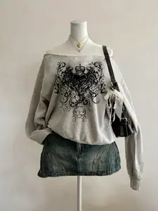 Women's Asymmetrical Shoulder Crop Top Sweatshirt, Casual Comfortable Wing Crown Print, Essential Wardrobe Must-Have for All Seasons, Womenswear