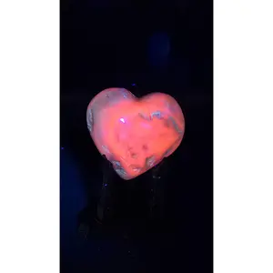 Manganoan Calcite Heart – UV Reactive – Peru – 2.1 oz