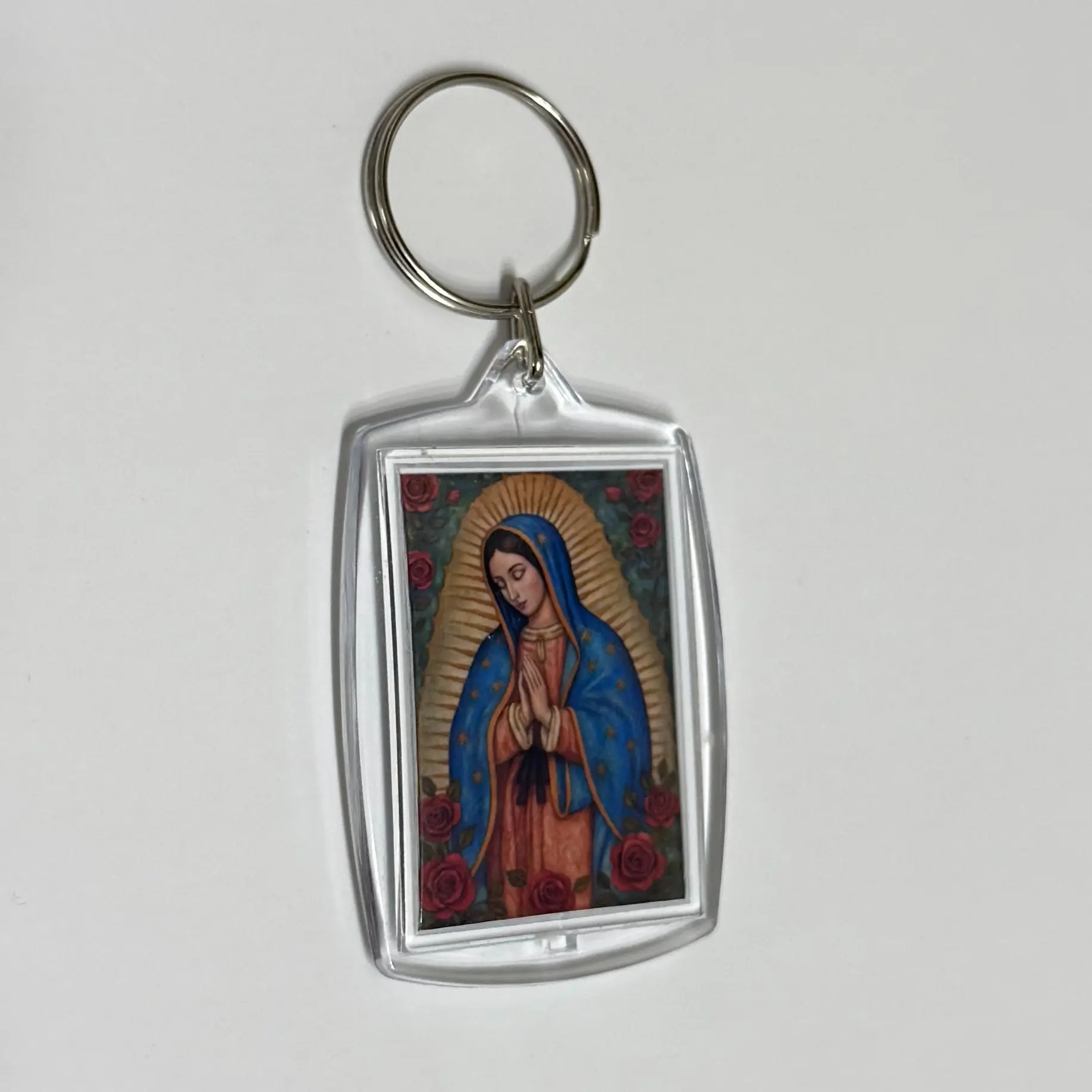 Llavero de la Virgen de Guadalupe Keychain Featuring Iconic Design with Roses and Praying Figure Unisex Accessory for Everyday Use