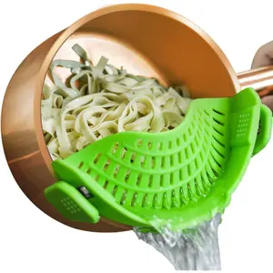 Clip On Strainer Silicone Pots and Pans, AUOON Pasta Strainer Clip on Food Strainer for Meat Vegetables Fruit Silicone Kitchen Colander, Green