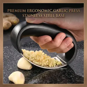 2 PCS Manual Garlic Press with Handle, Stainless Steel Rolling Garlic Crusher, Home Essentials, Portable Metal Garlic Food Press for Home Kitchen Use-YY1