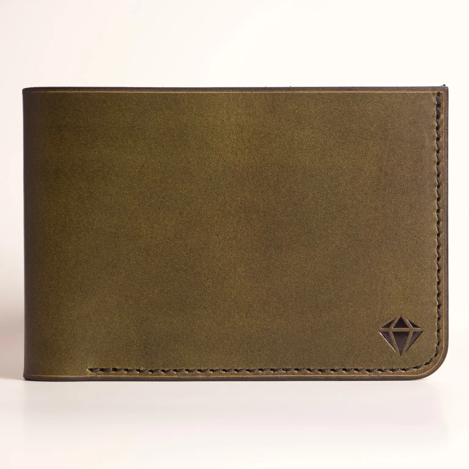 Italian Leather Hand Crafted Bifold Monarch Wallet - Durable Design, Ideal for Everyday Use