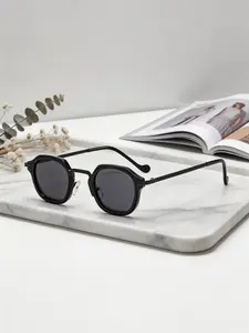 Small Square Sunglasses Men Women Punk Shades Male Female Vintage Driving Glasses UV400 Metal Eyewear