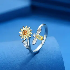 1pc Anxiety Sunflower Personality Ring, Teenager-Friendly Cubic Synthetic Cubic Zirconiaia Design, Butterfly Sunflower Anti-Anxiety Ring, Adjustable Open Ring, Suitable for Teens, Daily Wear for and, Vacation Wear, the Perfect Ideal Gift