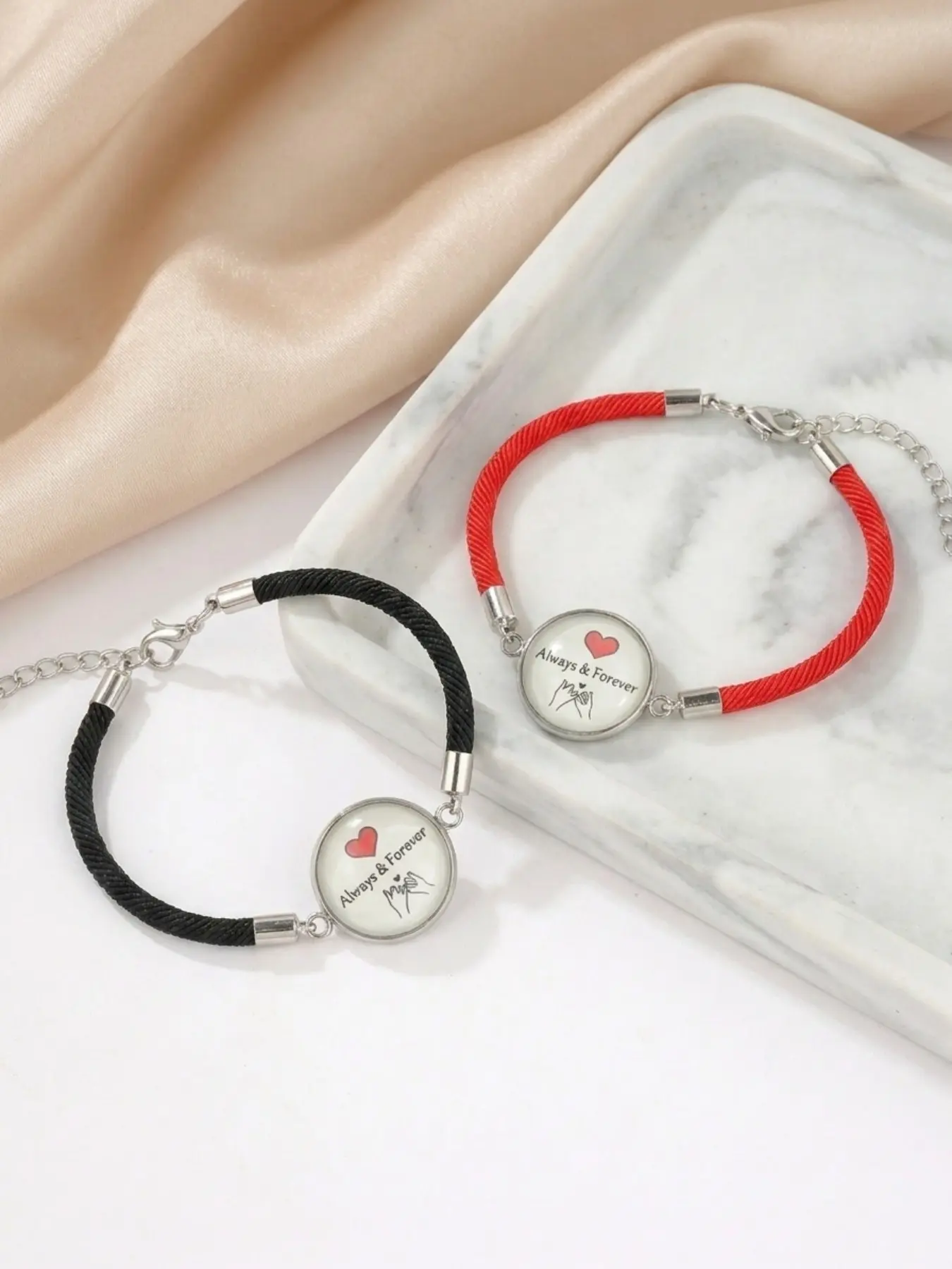 2-Piece Korean Style Couple Bracelet Set, Romantic Sweet Atmosphere, Perfect Gift for Valentine's Day and Anniversaries