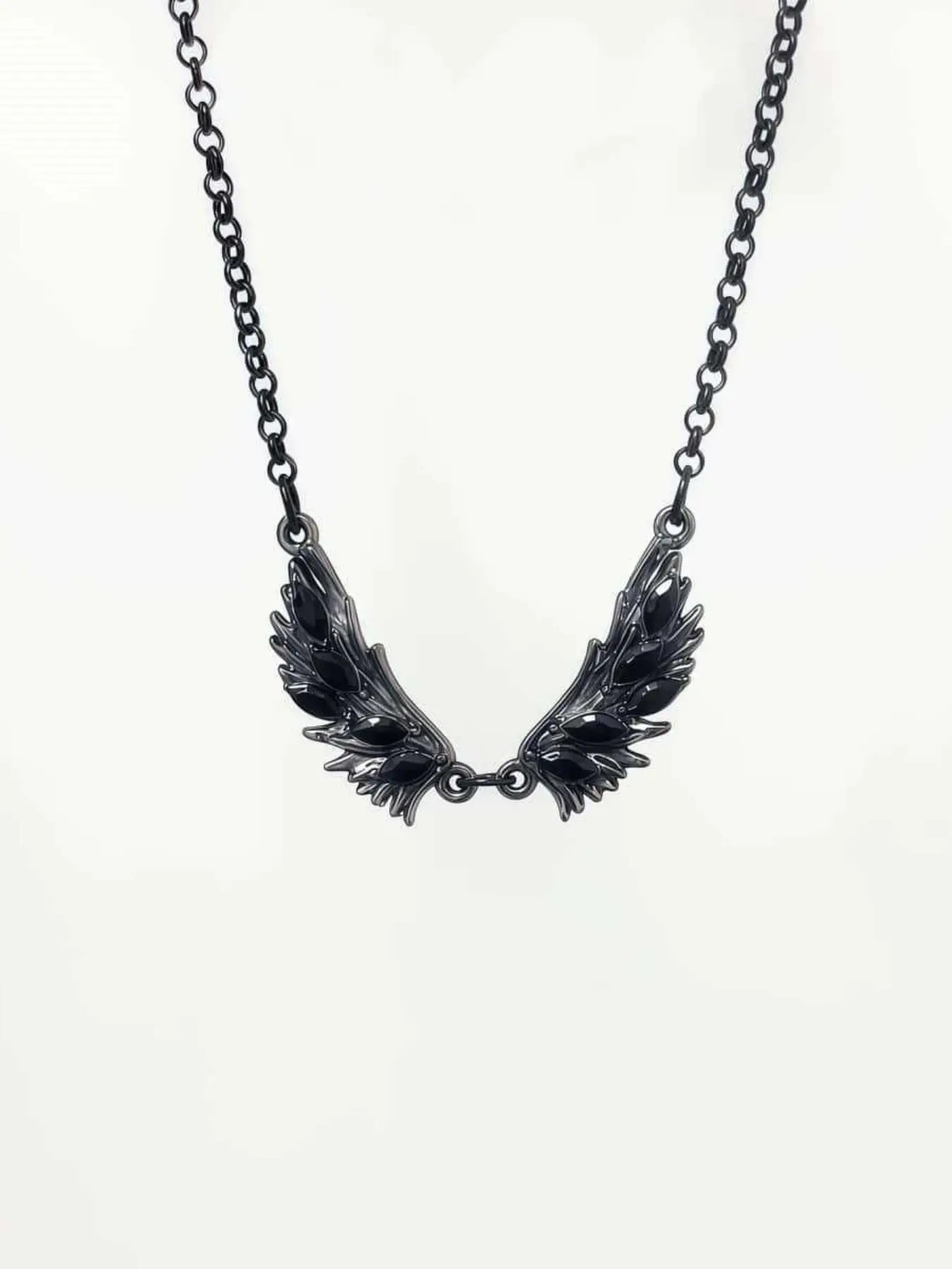 Dark Punk Angel Wings Alloy Pendant Necklace, Modern Gothic Unisex Party Jewelry, Unique Aesthetic Design for Men and Women, Perfect for Gatherings, Fashion Accessory Necklace, Chain Necklaces