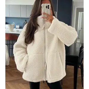 Womens Teddy Fleece Jacket Stand Collar Zip Up Large Pockets Warm Sherpa Cozy fall winter Outerwear Daily Outdoor warm Wear Trendy Fashion Cozy Style OOTD Chic Wardrobe Staple