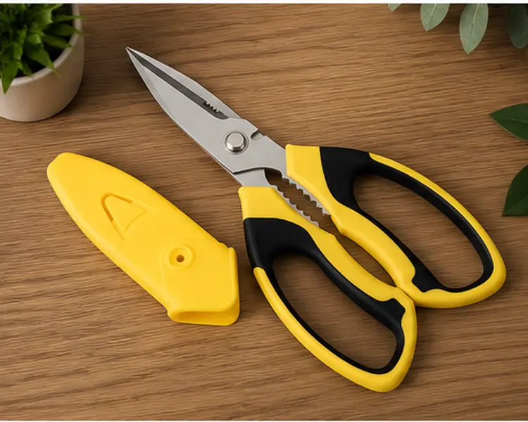 8-Inch Heavy Duty Utility Scissors, All Purpose Multipurpose Shears with Comfort Grip & Sharp Serrated Blades for Cardboard, Fabric, Carpet, Kitchen, Office & Crafts