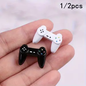 1:12 Scale Metal Dollhouse Mini Game Controller, Realistic and Colors, High-Quality Photography Props, Ideal for Dollhouse Decor and Collectors