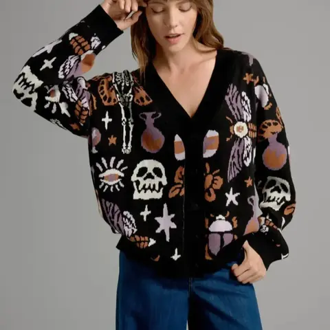 Women's Halloween Themed All Over Skull Knit Button Front Cardigan, Acrylic Knitwear Tops, Casual Drop Shoulder Long Sleeve V Neck Knitwear for Fall, Fashion Ladies' Knit Clothing for Daily Wear, Womenswear