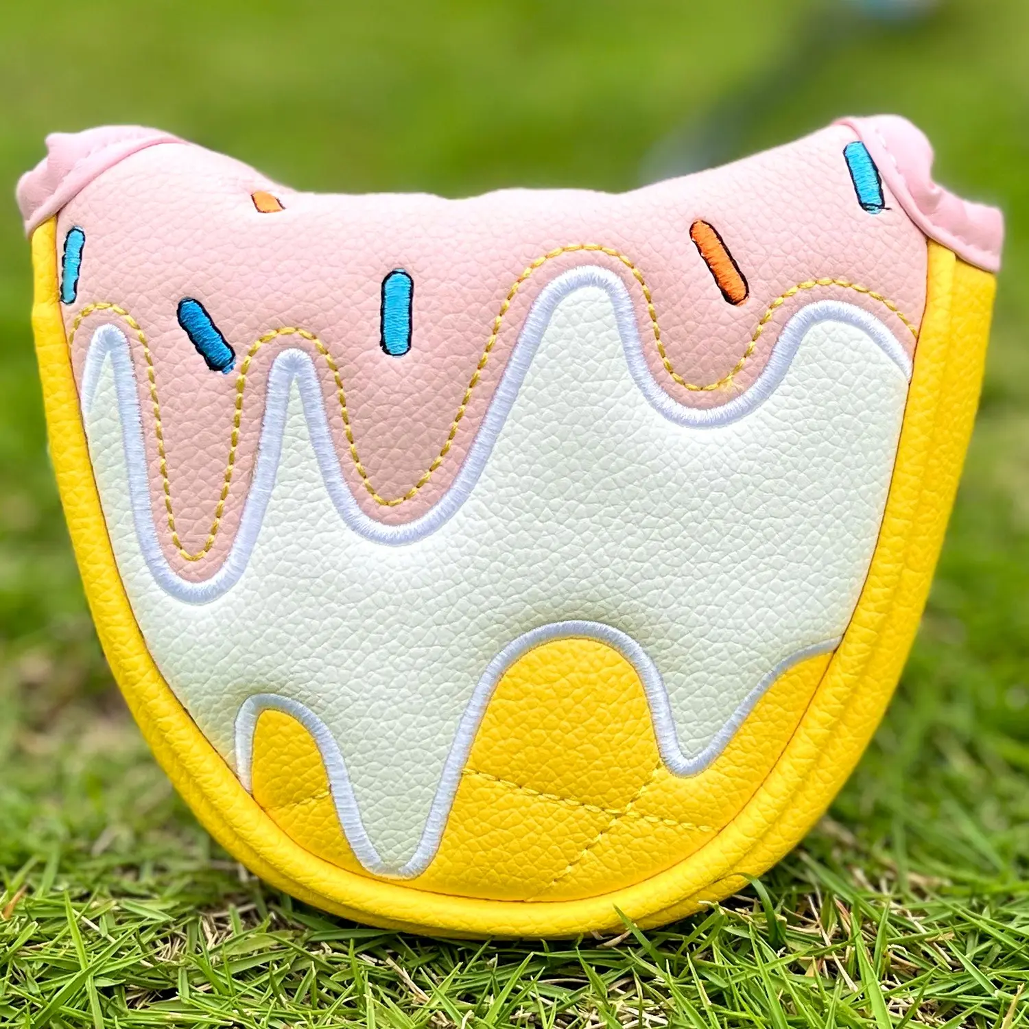 Cute Ice Cream Golf Mallet Putter Cover, Magnetic Closure Half-Mallet Putter Headcover, Stylish PU Golf Club Protector, Funny Golf Accessory Gift, Golf Gear, Golf Supply