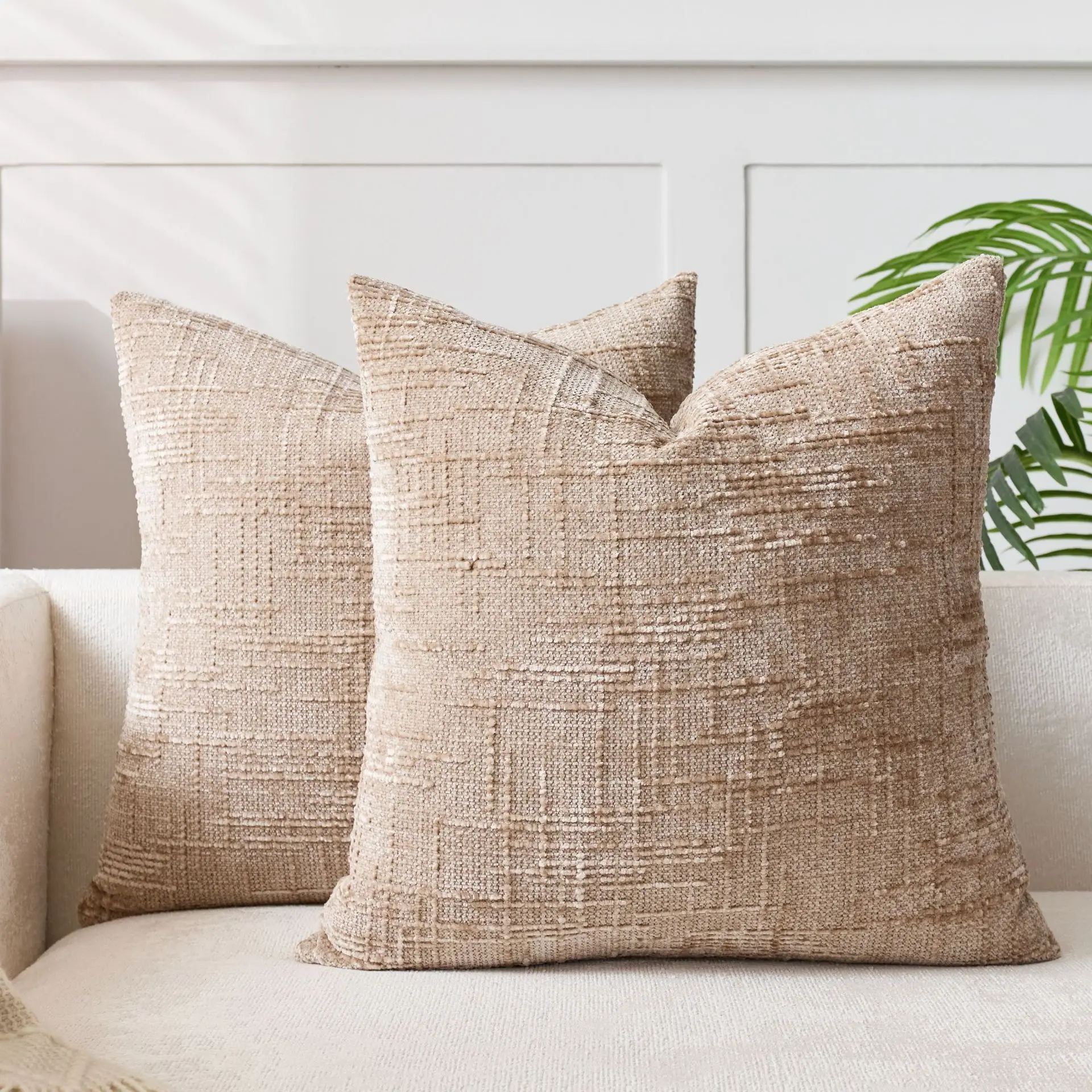 （Pillow Covers Only, No Inserts）Soft Chenille Throw Pillow Covers 18x18 Inch Set of 2, Bamboo Node Design Wrinkle Resistant Sofa Cushion Covers, Farmhouse Modern Decor Pillow Cases for Home Office Party