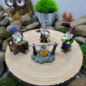 Cute Beer Drinking Gnome Set Ornaments, Garden Gnome Statue, 5pcs/set, Perfect for Outdoor Garden & Home Decor, Ideal Holiday Gift, Desktop Decoration