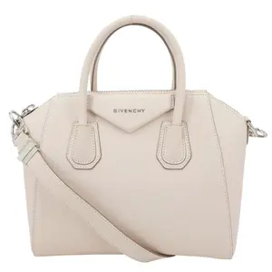 Pre-owned GIVENCHY Leather Shoulder Bags Antigona Small Sugar Goatskin Shoulder Bag Pale Pink