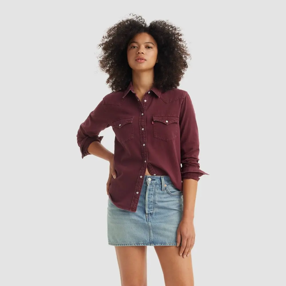 Levi's Women's Collared Casual Long Sleeve Western Button-Down Top, Garment with Pocket