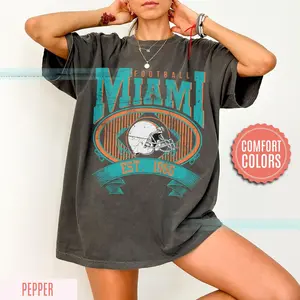 Miami Football Vintage Style T-Shirt, Retro Miami Football Crewneck, Miami Football TShirt,Miami Football Gift Streetwear Casual Round Neck Cotton Crewneck Shortsleeve Clothe Tops Tshirt T-Shirt Fit Menswear Unisex Fashion