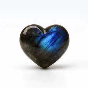 Natural Labradorite Heart Crystal – Hand-Carved Healing Stone for Intuition, Transformation & Emotional Balance – Iridescent Heart-Shaped Gemstone for Meditation, Reiki & Gift Décor