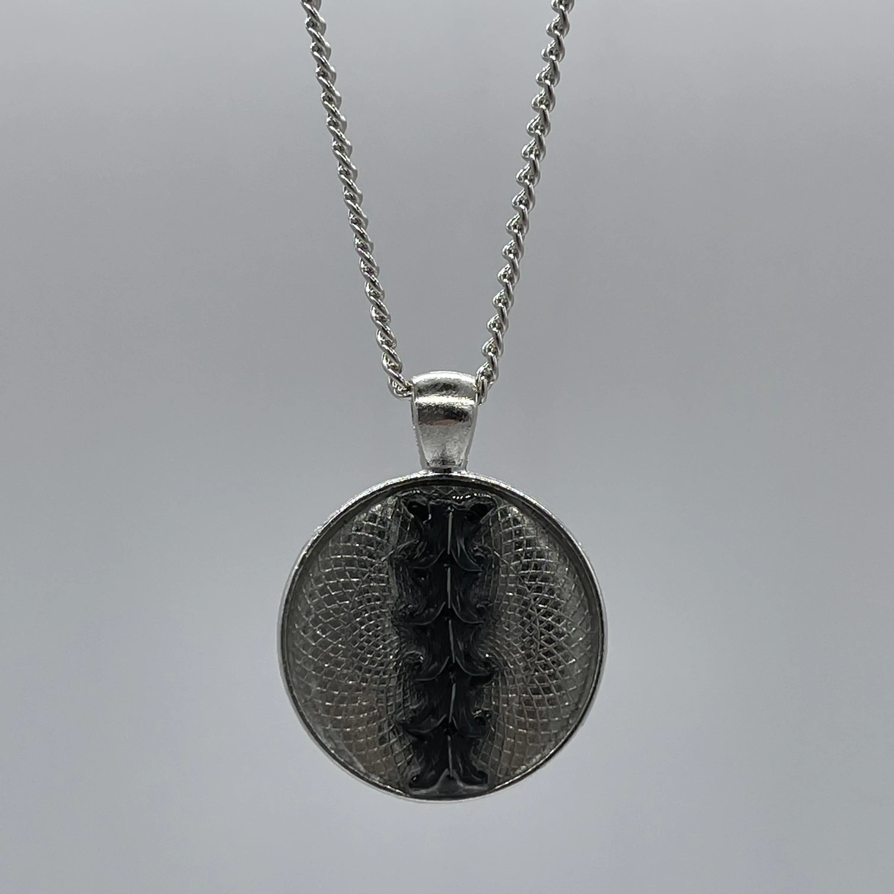 Black and Silver Spine Necklace