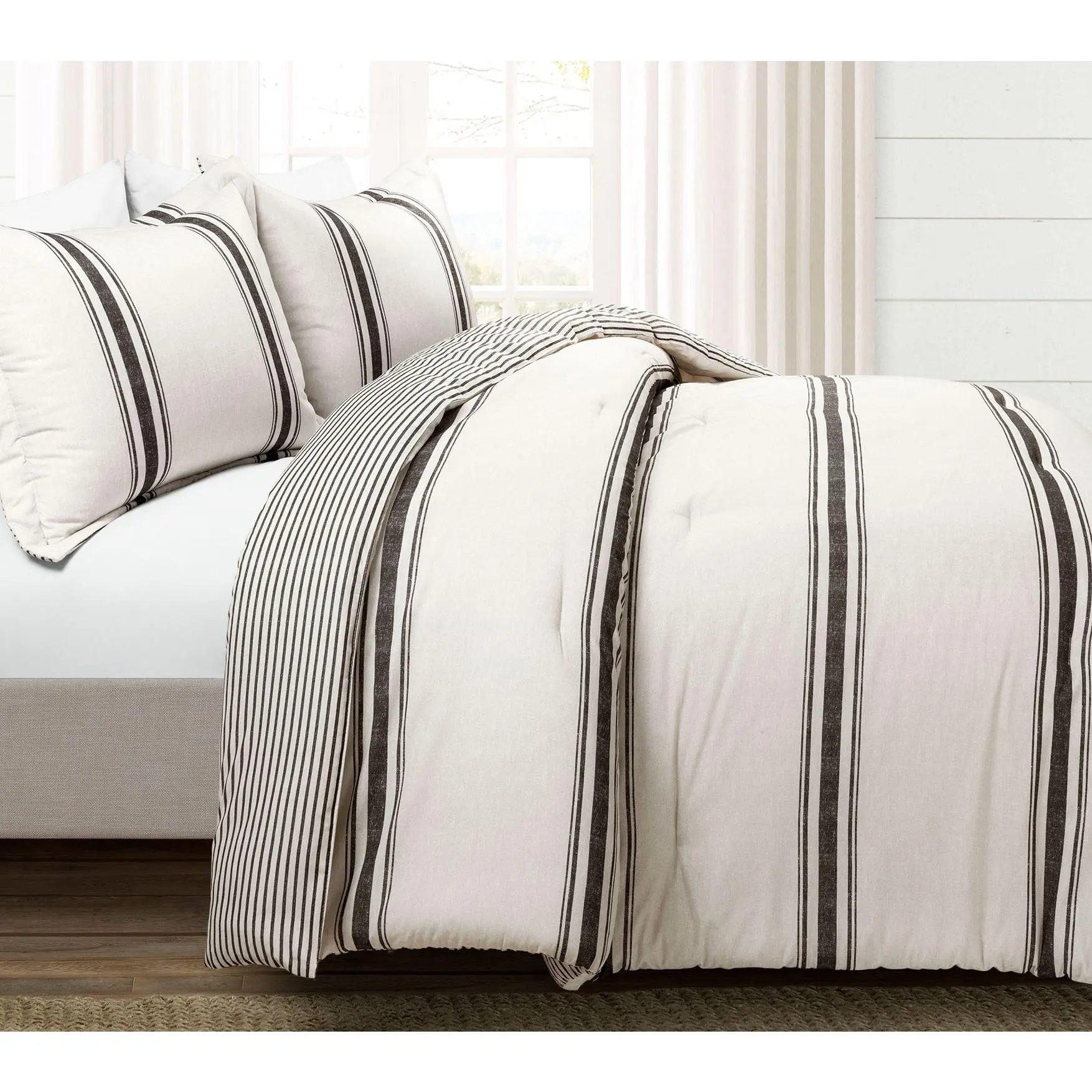 Lush Decor Farmhouse Stripe Comforter 3-Piece California King