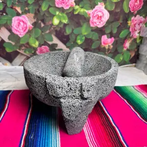 10-inch molcajete with pig's head and tejolote Kitchen Utensils Traditional Mexican Set Seasoning