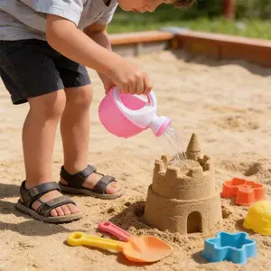 New Mini Watering Can, 3.9 Inch Cute Plastic Plant Sprayer with Handle, Ideal for Indoor Outdoor Gardening, Garden Accessories, Beach Shower, Party Decor