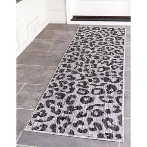 Light Gray Outdoor Safari Rug