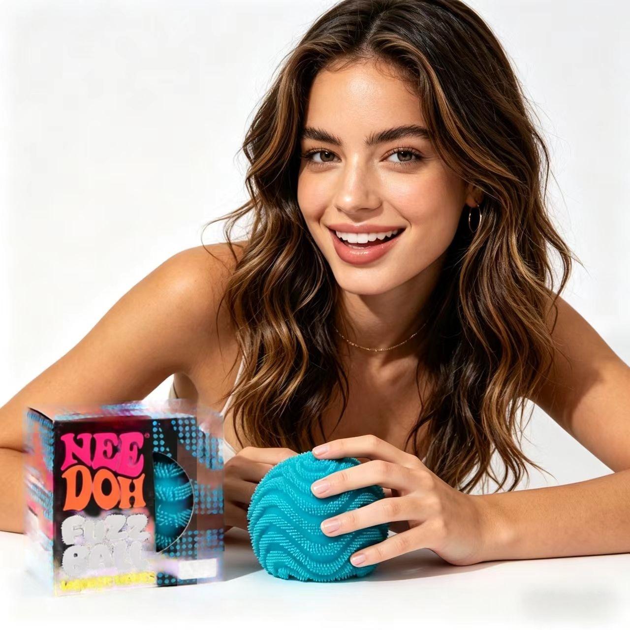 Squeeze Fun Fuzz Ball Wonder Waves Sensory Squeeze Toy – Ultra Soft Velvet Texture & Wavy Design, Relaxation Toy & Ideal Party Gift for All Ages