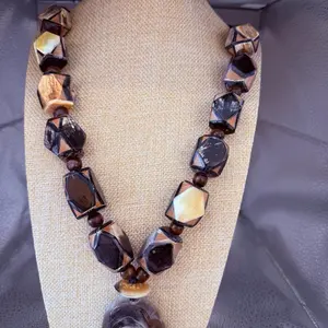 The Knob Necklace - Elegant Geometric Beads with Brown and Black Accents for Stylish Wear