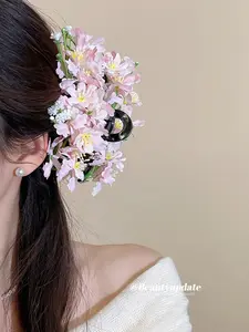 Elegant Fabric Flower Hair Pin, Delicate and Unique Garden Style Hair Accessory, Luxurious High-Quality Hair Stick