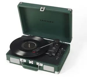 Crosley Cruiser Plus Turntable with BluetoothSpeaker Crosley Cruiser Plus Turntable with BluetoothSpeaker