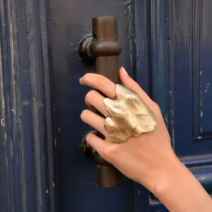 Irregular Crumpled Joint Protection Ring - Niche Artistic Design 🧿   A unique, hip-hop fashion finger ring for support and bold style expression.