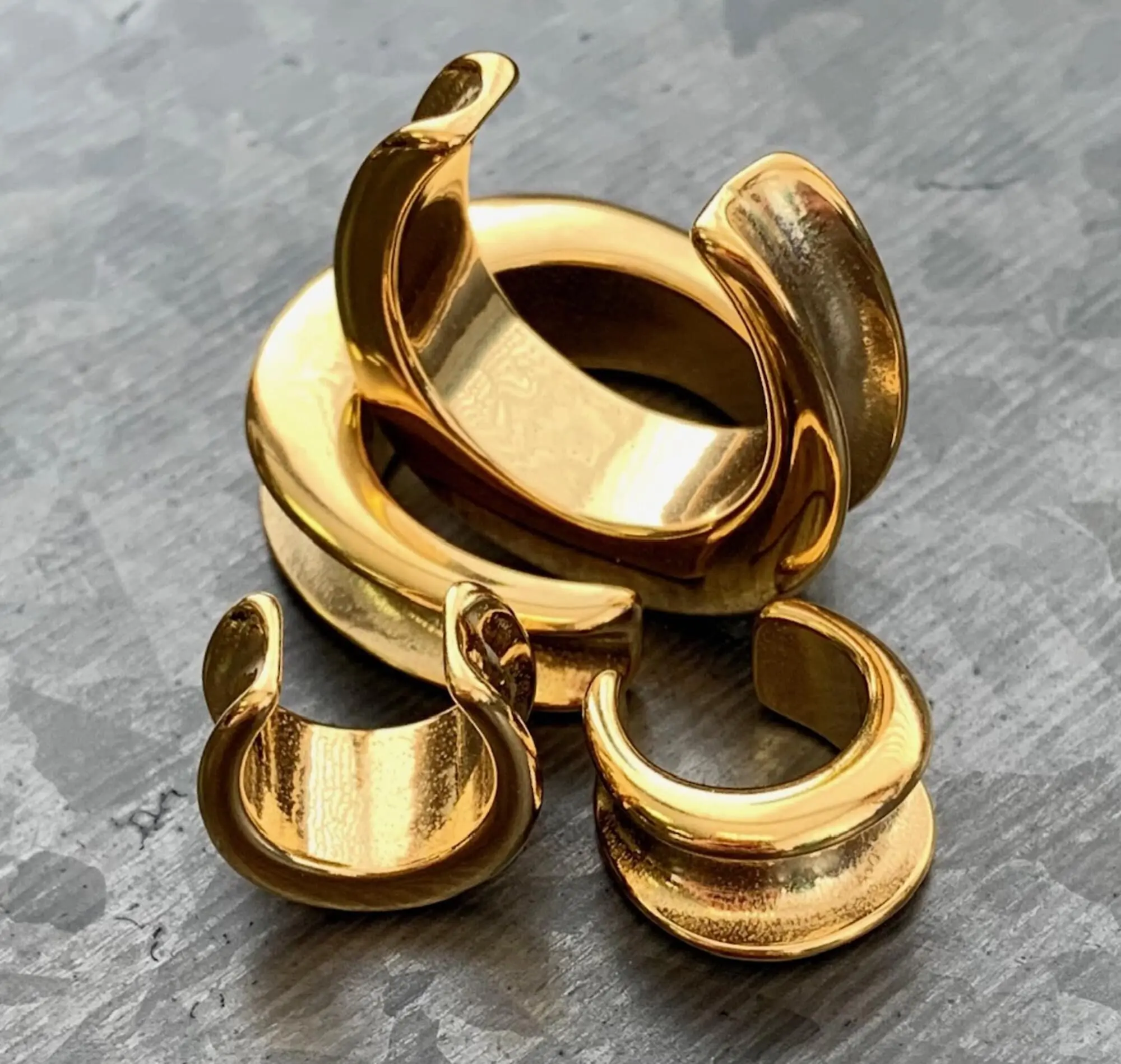 Pair of Stunning Gold Saddle Surgical Steel Ear Spreaders Hanger-Tunnels/Plugs - Gauges 00g (10mm) thru 1" (25mm)
