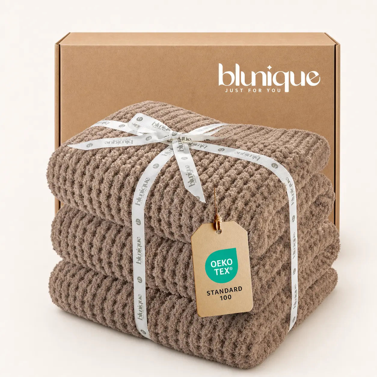 BLUNIQUE Waffle Knit Twin Size Blanket, Thick Ultra Soft Feather Yarn Chunky Knitted Bed Blanket for Couch, Sofa and Bed, Luxury Cozy Bedroom and Living Room Decor