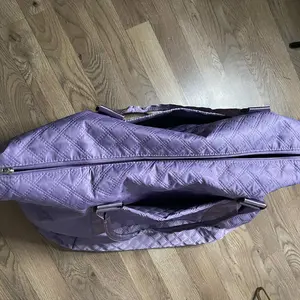 Solid Color Large Capacity Travel Bag, Lightweight Portable Foldable Travel Duffle Bag, Multifunctional Dry & Wet Separation Travel Bag, Yoga Fitness Bag