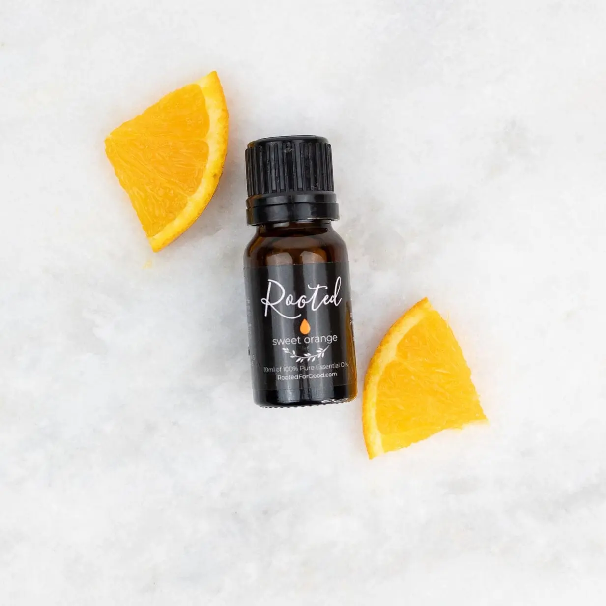 Sweet Orange Essential Oil, Citrus Aromatherapy Oil - Uplifting Mood Elevator for Home, Office, Car Refreshes
