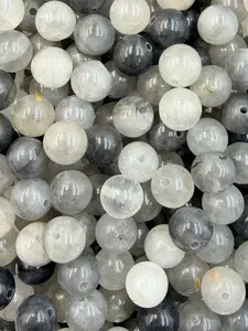 49.Cloudy Quartz(VIP 8mm)