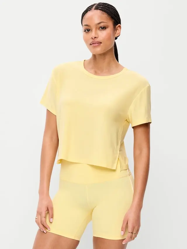 Old Navy Women's CloudMotion T-Shirt