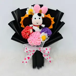 Handmade Crochet Carnation Sunflower Heart Cute Cow Doll Bouquet, Mother's Day Friend Lover Grandmother Party Gift Decorative Fake Flower Arrangement