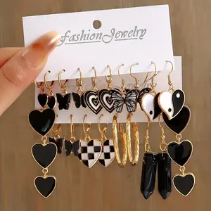5 Pairs /Set Elegant Vintage & Chic Black & White Checkered Heart Pendant Earrings 10-Pairs Vintage C-Shaped Hoop Earrings Women Party Birthday Gift Anniversary Jewelry