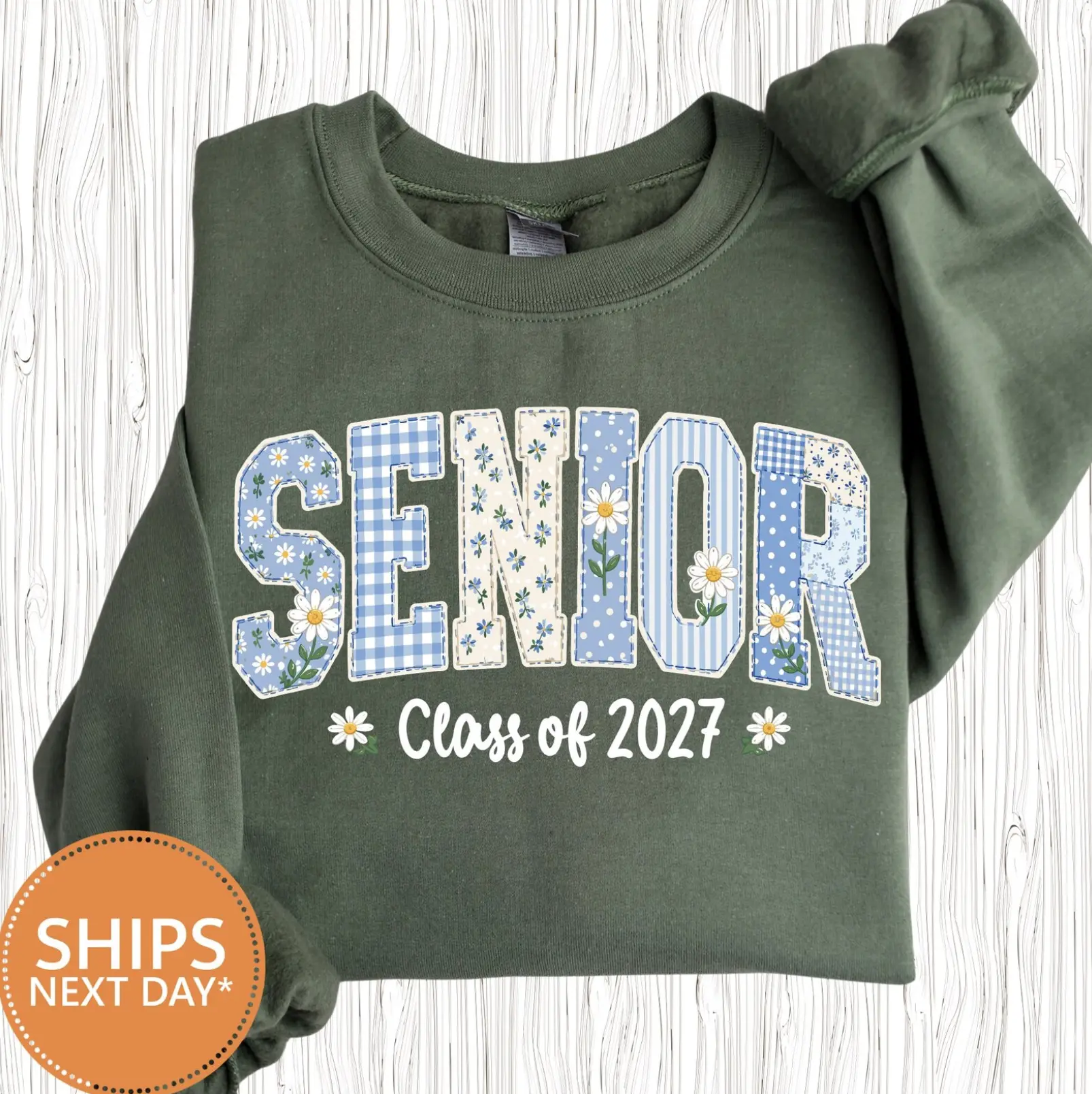 Senior Class Of 2027 Sweatshirt - Hoodie - TShirt, Senior 2027 Daisy Patchwork Crewneck, Senior 2027 Sweatshirt, High School Senior Shirt, Graduation Gift - BeeMine Fits