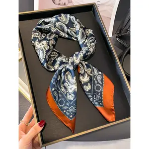 Women's Ditsy Floral Print Square Scarf, Boho Style Bandana for Women, Fashion Accessories for Beach Vacation, Boho Style Shawl