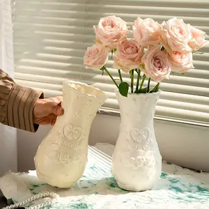 Vintage European Style Vase Rose Peony Elegant Flower Arrangement Centerpiece Wedding Living Room Home Decoration Durable Plastic Cylindrical Vase No Electricity Bohemian Country Classic Decoration Luxury Floral Display