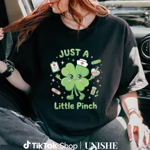 RNs and LPNs St. Patrick's Day Nurse T-Shirt – Cute Shamrock Graphic Tee