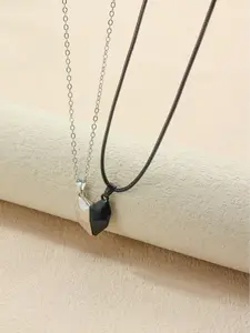 Half Heart Necklace Set As Gift for Couple, Magnetic Attraction Matching Jewellery Gift for Her & Him, Fashion Punk Goth Accessories, I Love My Girlfriend & I Love My Boyfriend