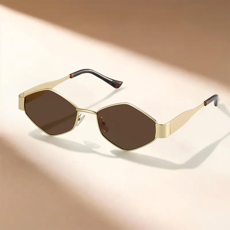 Vintage Retro Sunglasses with a Fashionable Statement Frame, Tinted Lenses for Summer, Unisex Gift for Him and Her, Fashionable Frames Sunglasses, Sunglasses For Women