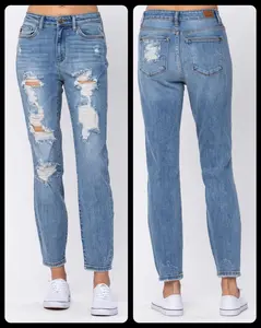 Judy Blue Destroyed Boyfriend Jeans
