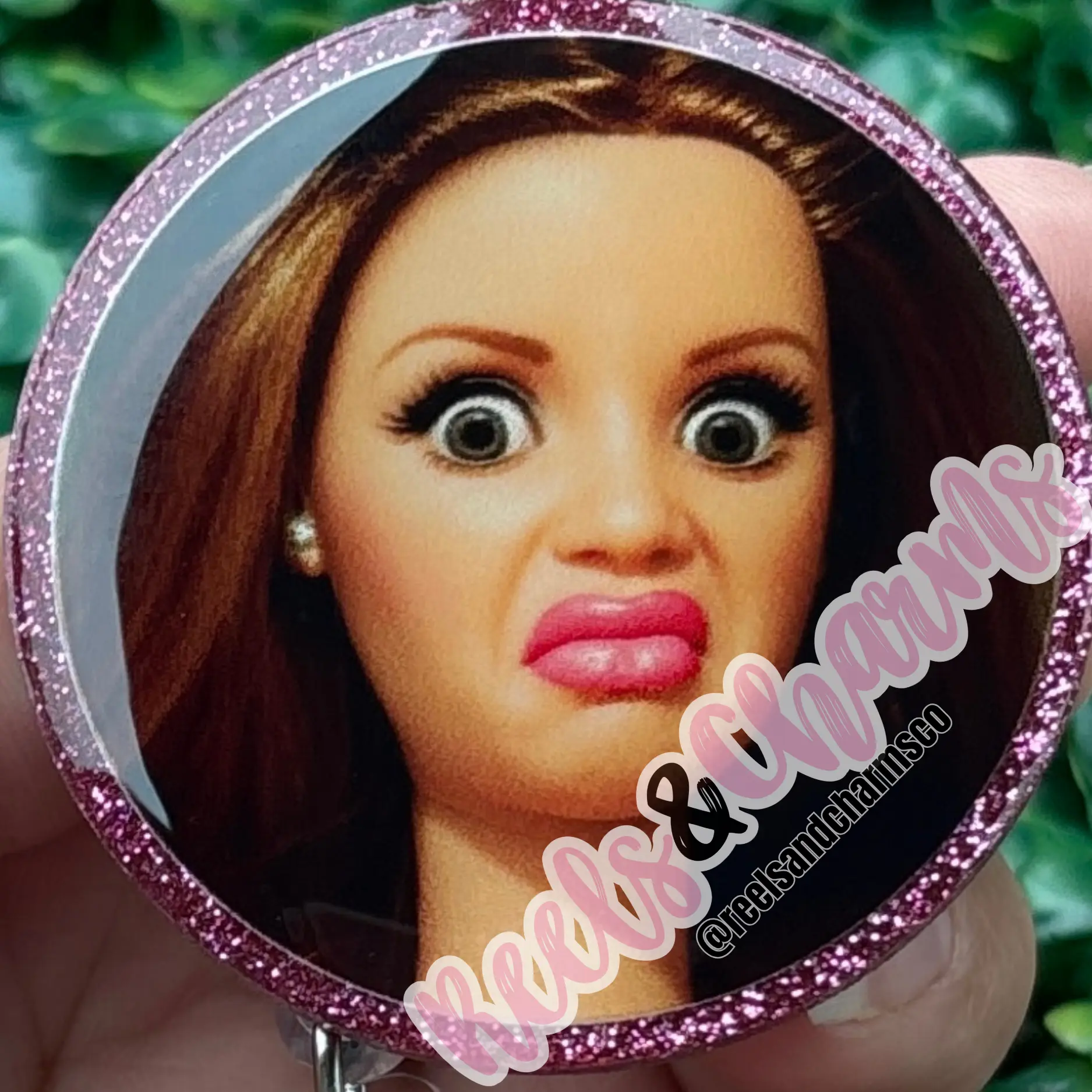 cringe face badge reel, hot pink glitter cringe face badge reel, hot pink glitter