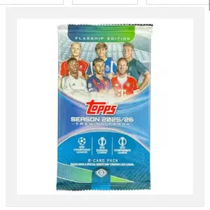 Topps Flagship Topps Card Season 2025/26 Trading Cards 8 Card Pack with Special Insert May Contain Less Cards